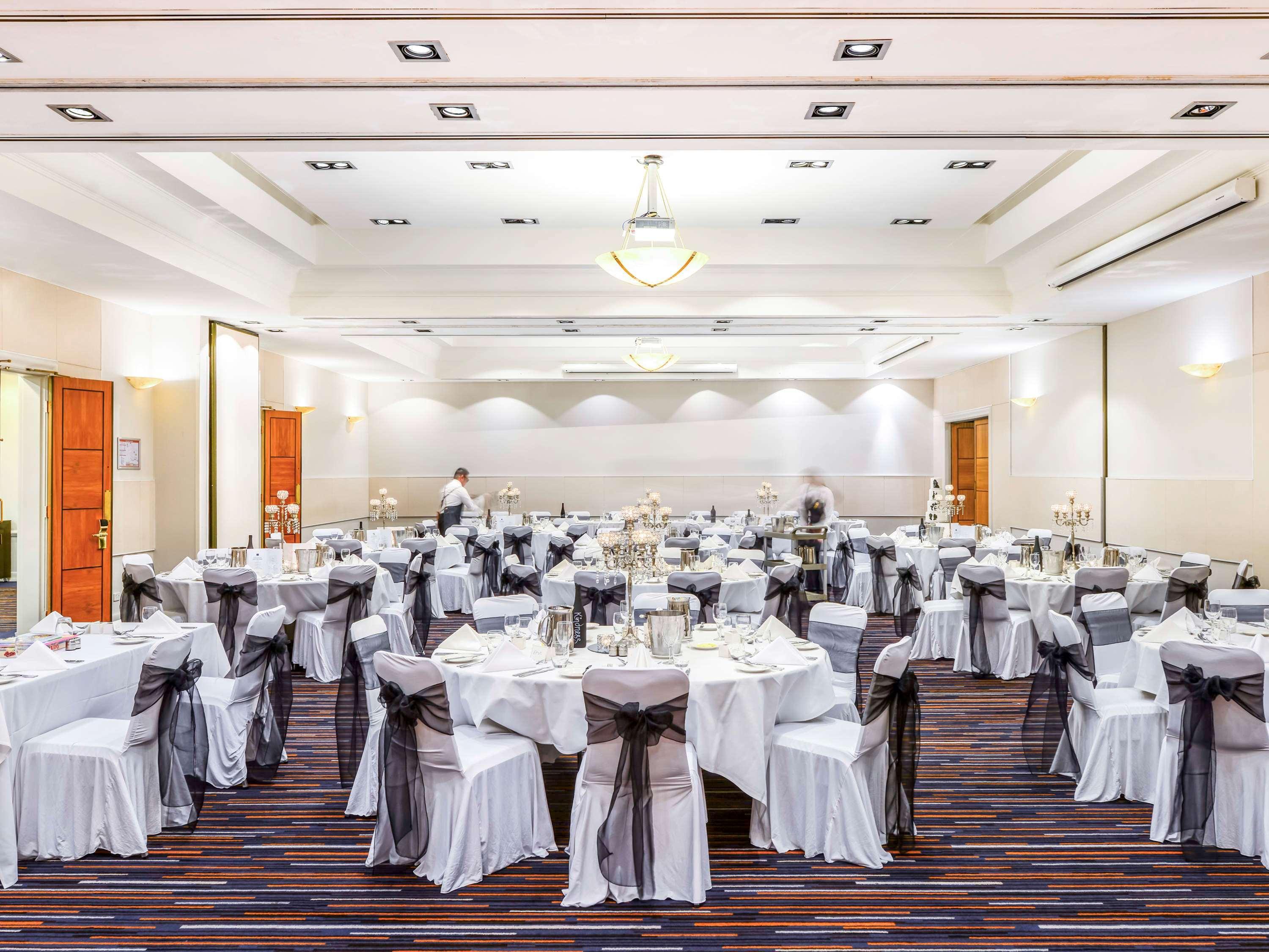 Novotel Melbourne Glen Waverley Eksteriør bilde