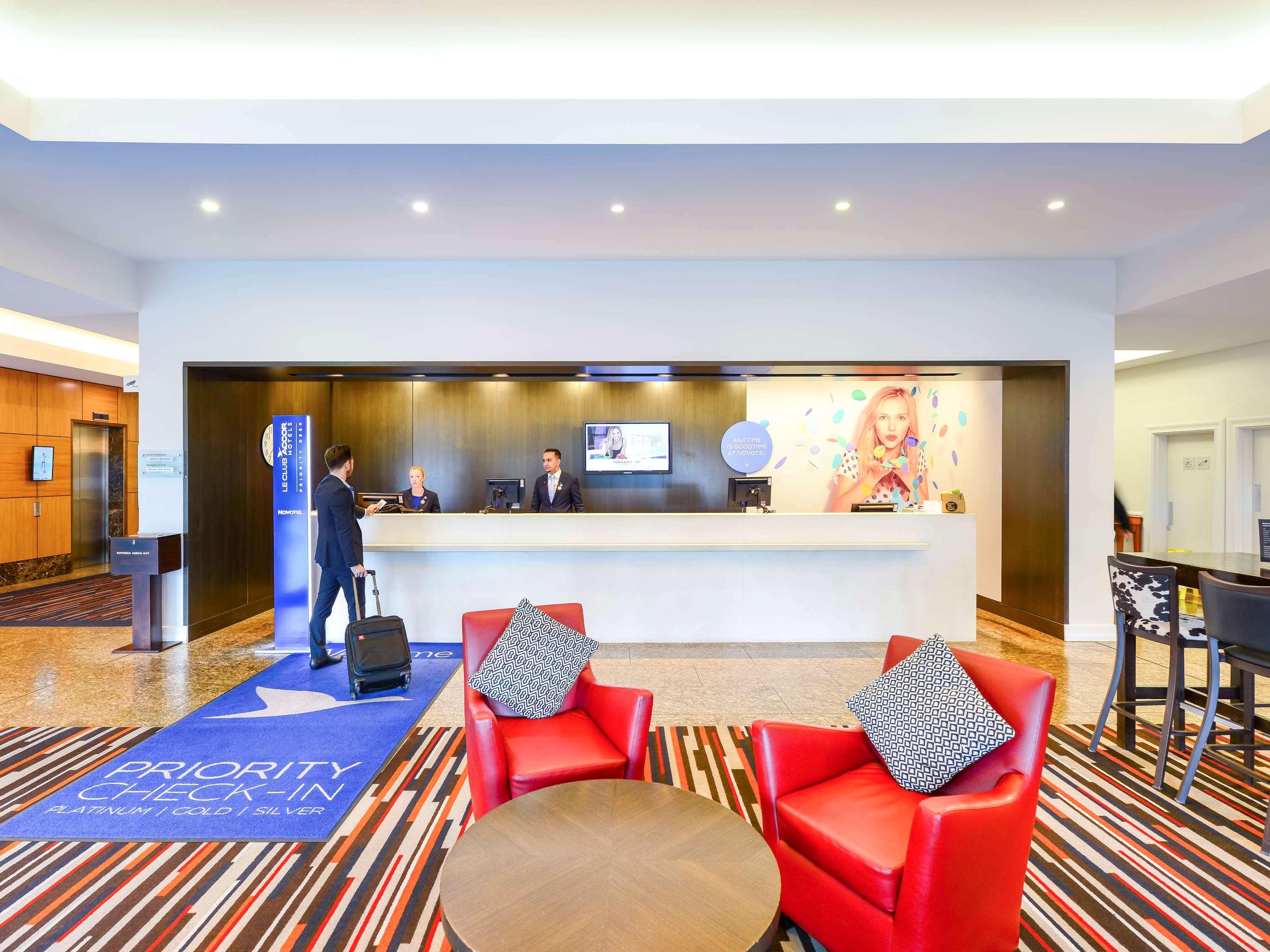 Novotel Melbourne Glen Waverley Eksteriør bilde