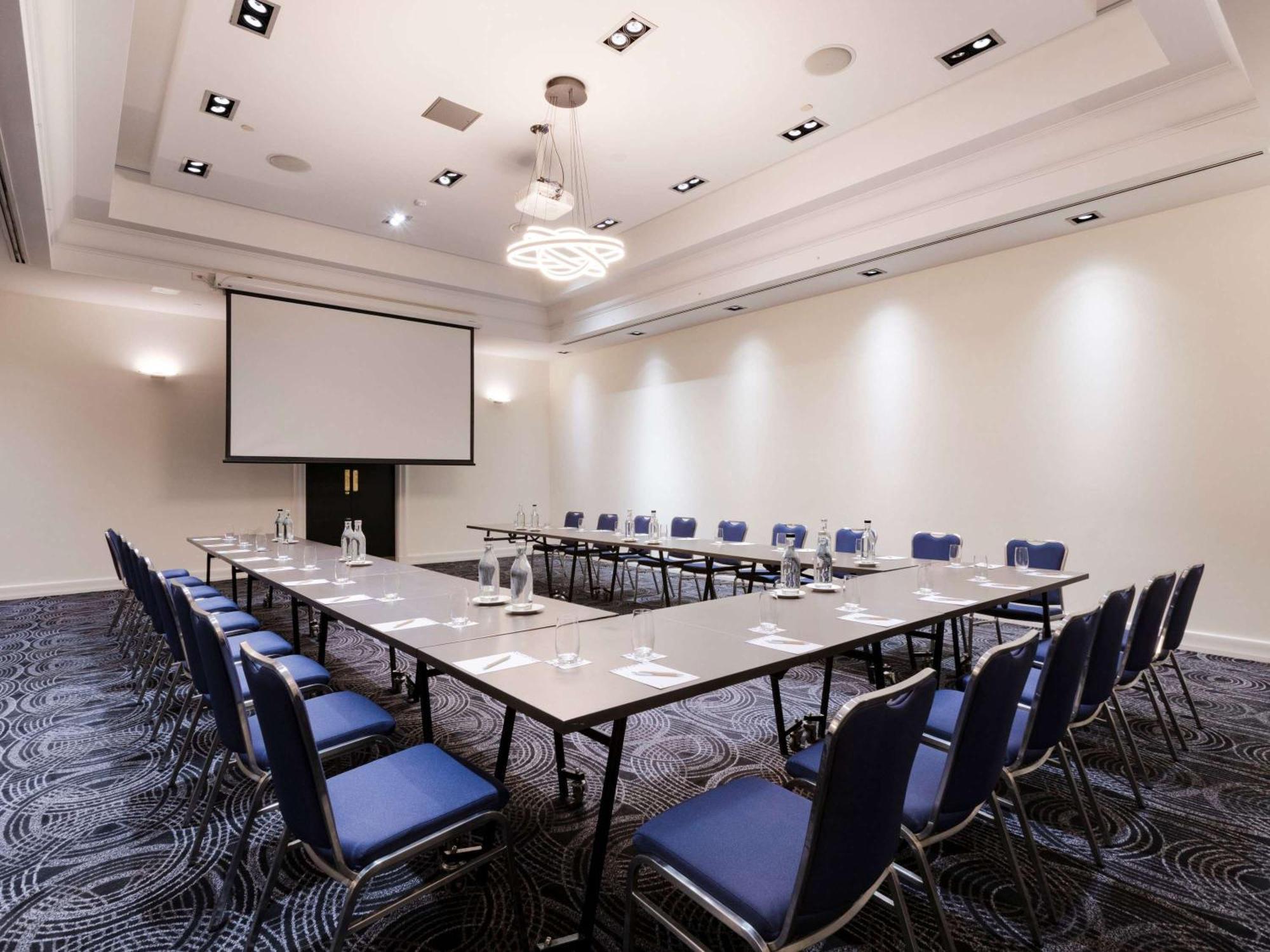 Novotel Melbourne Glen Waverley Eksteriør bilde