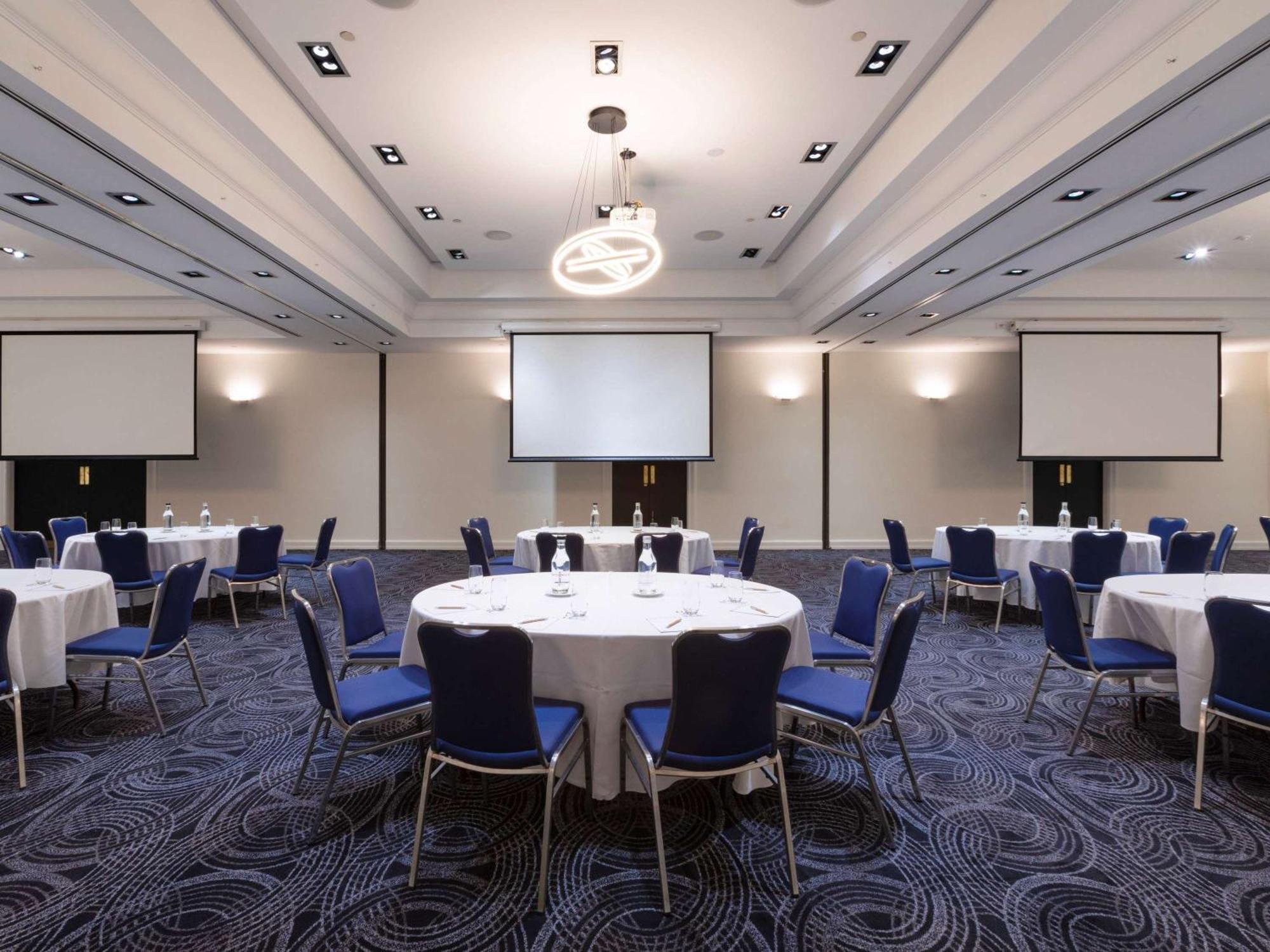 Novotel Melbourne Glen Waverley Eksteriør bilde
